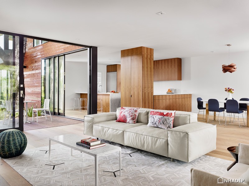Biệt thự 2 tầng đẹp hiện đại làm bằng gỗ-nội thất phòng khách