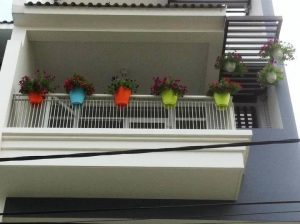 Cách bố trí ban công nhà phố ấn tượng-2