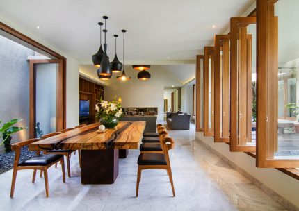 Phòng ăn nhà biệt thự đẹp nội thất gỗ