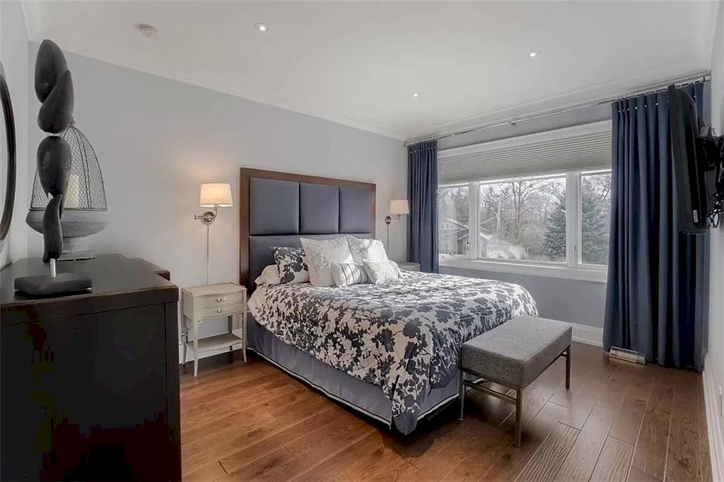 Phòng ngủ mẫu nhà biệt thự đẹp với tone màu xám trầm tính