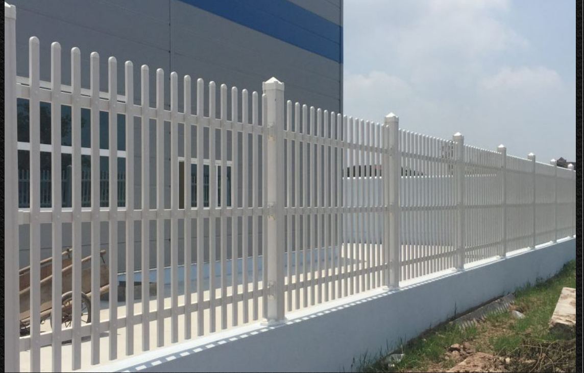 Mẫu hàng rào bằng nhôm đúc thiết kế đơn giản sơn tĩnh điện màu trắng